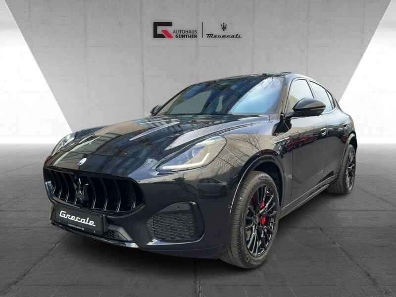 Schwarz Gebraucht 2024 Maserati Grecale SUV | 80.880 € (Teuer) - Bild 1/4