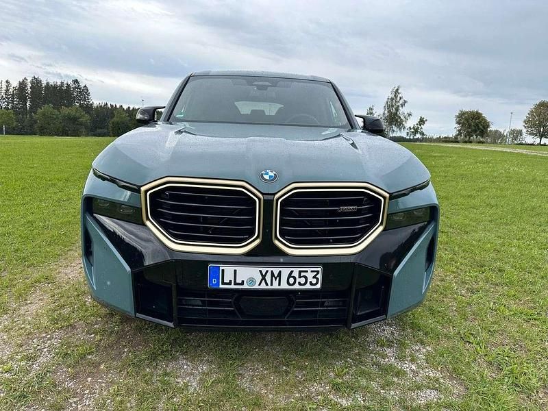 Gebraucht BMW XM 489 PS (359 kW) 2023 Cape york gruen metallic SUV
