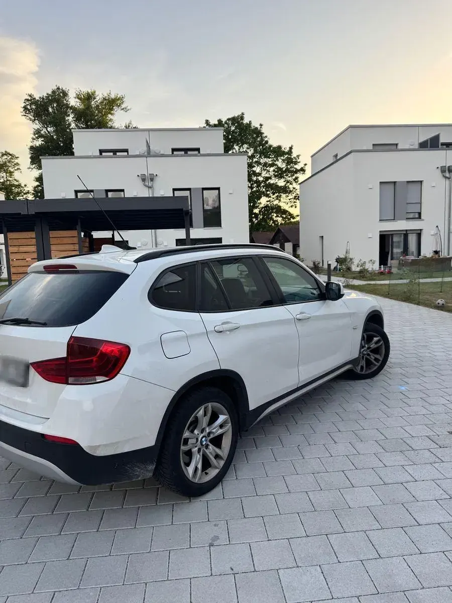 Gebraucht BMW X1 184 PS (135 kW) 2012 Weiß SUV