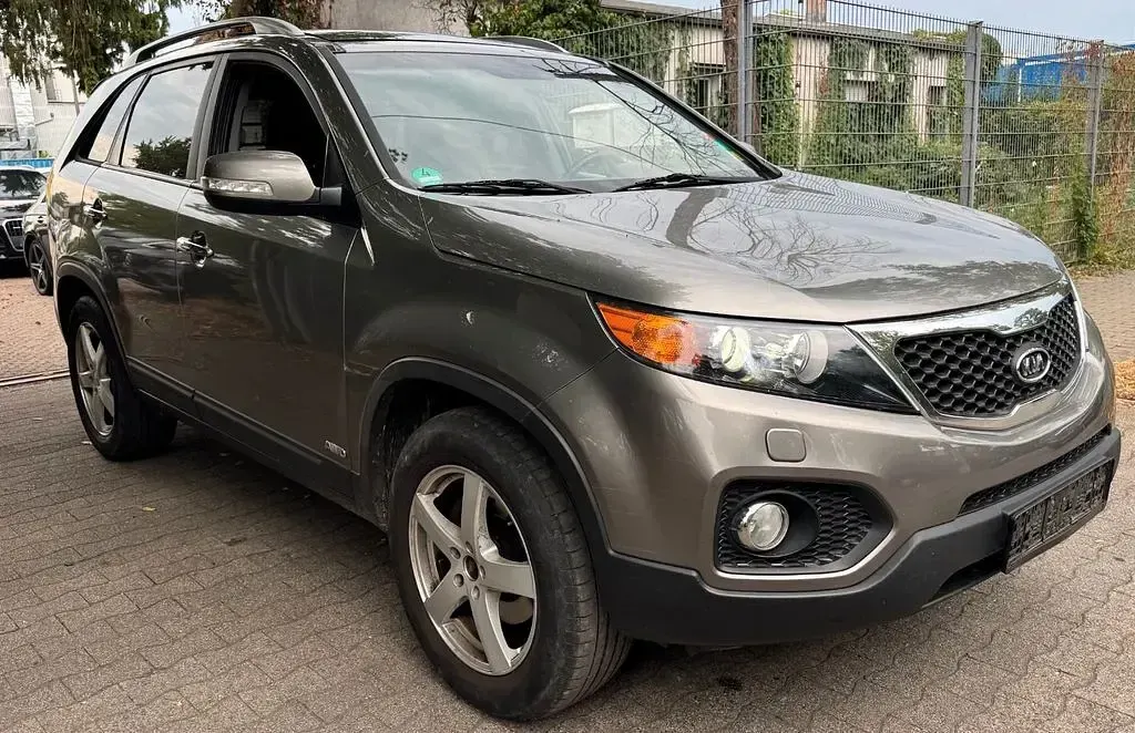 Gebraucht Kia Sorento Spirit 197 PS (144 kW) 2012 Silber SUV