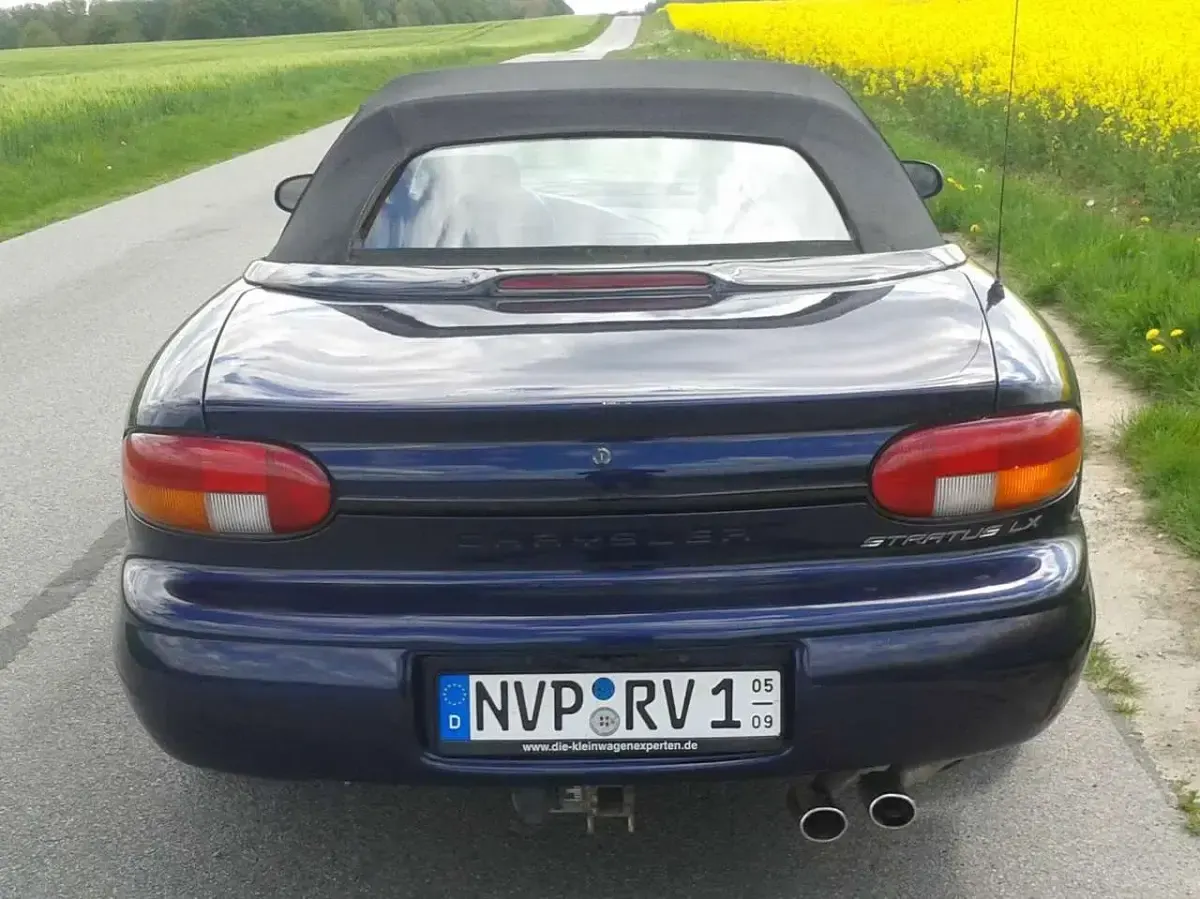 Occasion Chrysler Stratus 163 ch (119 kW) 1998 Bleue Cabriolet