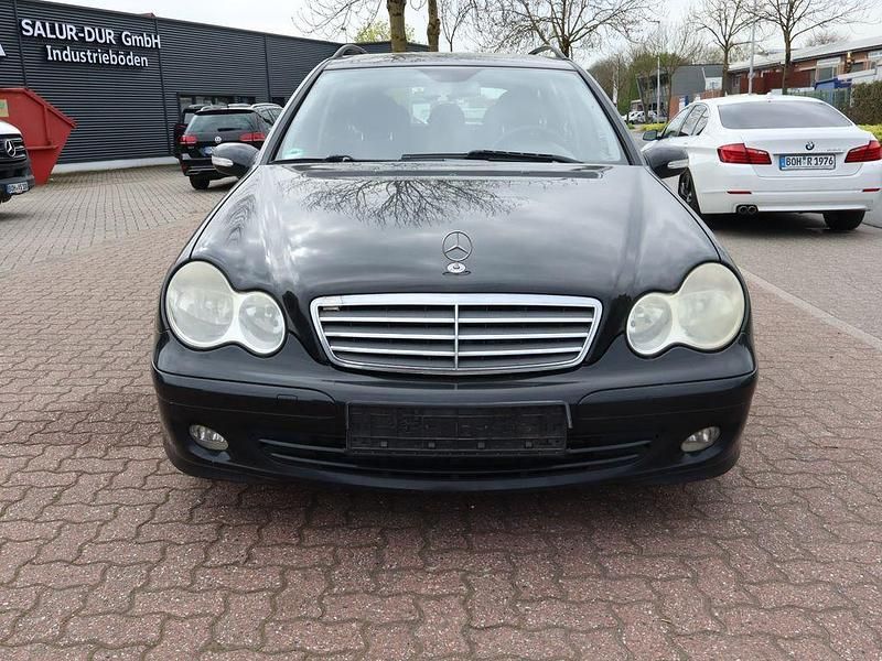 Gebraucht Mercedes C220 Classic 150 PS (110 kW) 2005 Schwarz Limousine