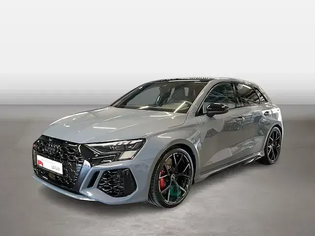 Gebraucht Audi RS3 Sportback Premium 400 PS (294 kW) 2024 Kemoragrau metallic Kleinwagen