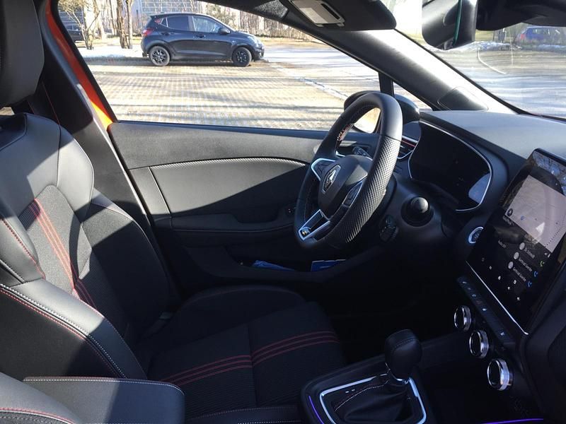 Gebraucht Renault Clio V RS Line 145 PS (106 kW) 2022 Orange Kleinwagen