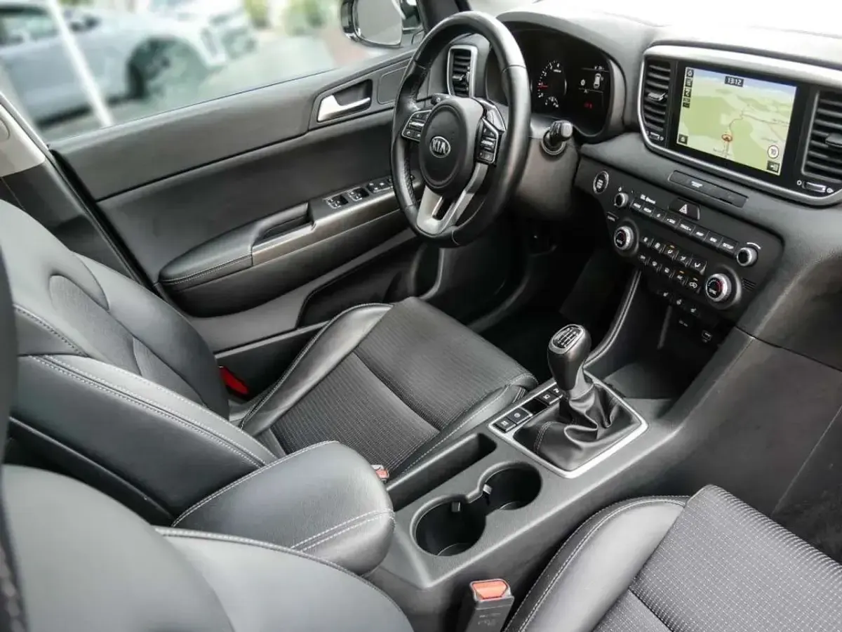Gebraucht Kia Sportage Spirit 177 PS (130 kW) 2019 Weiß SUV