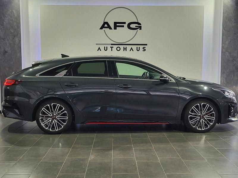 Gebraucht Kia ProCeed GT 204 PS (150 kW) 2019 Dark penta Kombi
