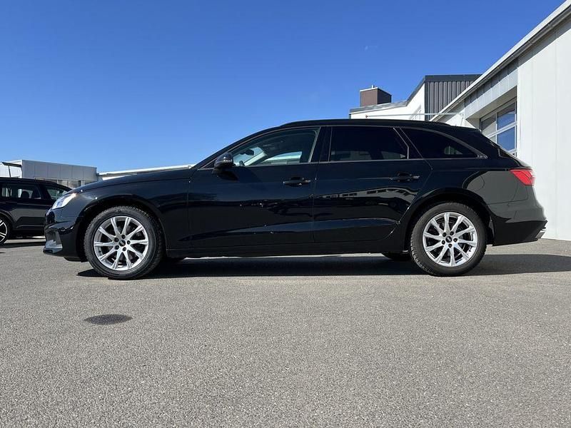 Gebraucht Audi A4 150 PS (110 kW) 2022 Schwarz Kombi