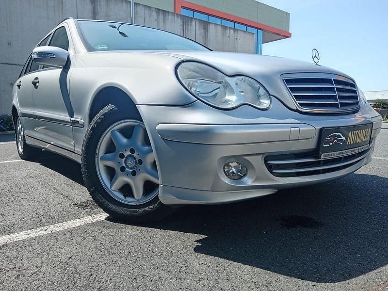 Silber Gebraucht 2005 Mercedes C180 Kombi | 1.800 € (Guter Preis) - Bild 1/4