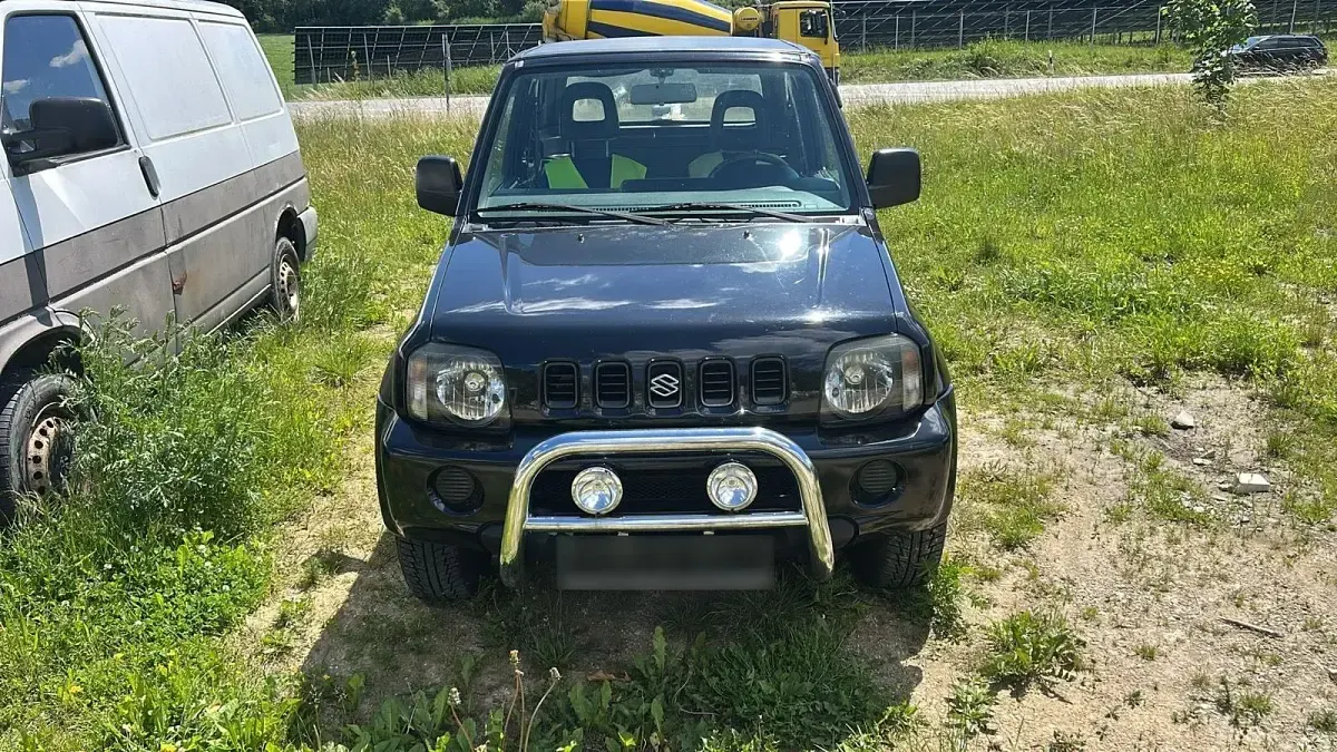 Gebraucht Suzuki Jimny 80 PS (58 kW) 2001 Schwarz SUV
