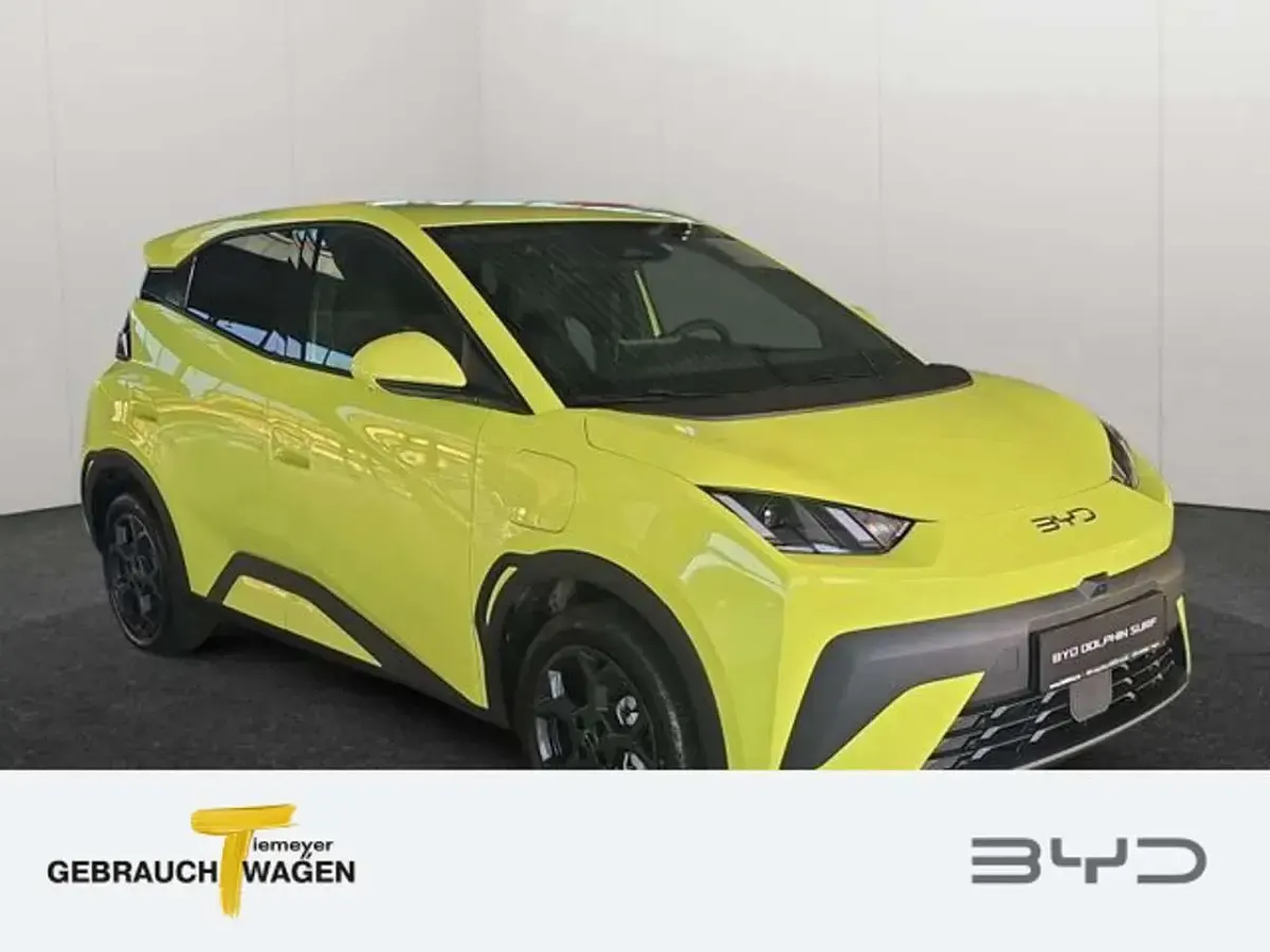 Gebraucht BYD Dolphin Surf Comfort 114 kW (156 PS) 2026 Grün Kleinwagen