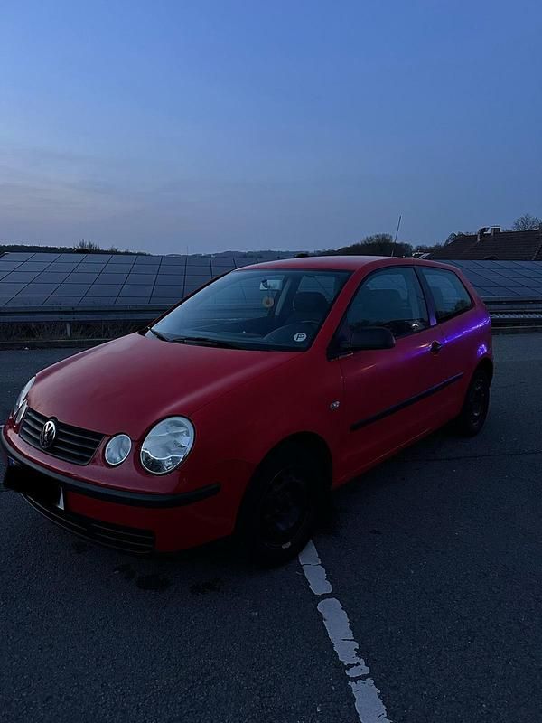 Gebraucht VW Polo 54 PS (39 kW) 2004 Rot Kleinwagen