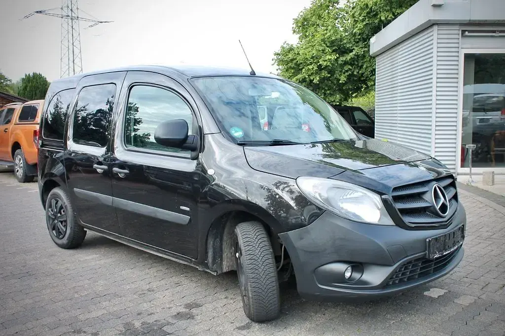 Gebraucht Mercedes Citan 109 95 PS (69 kW) 2016 Schwarz Van / Kleinbus