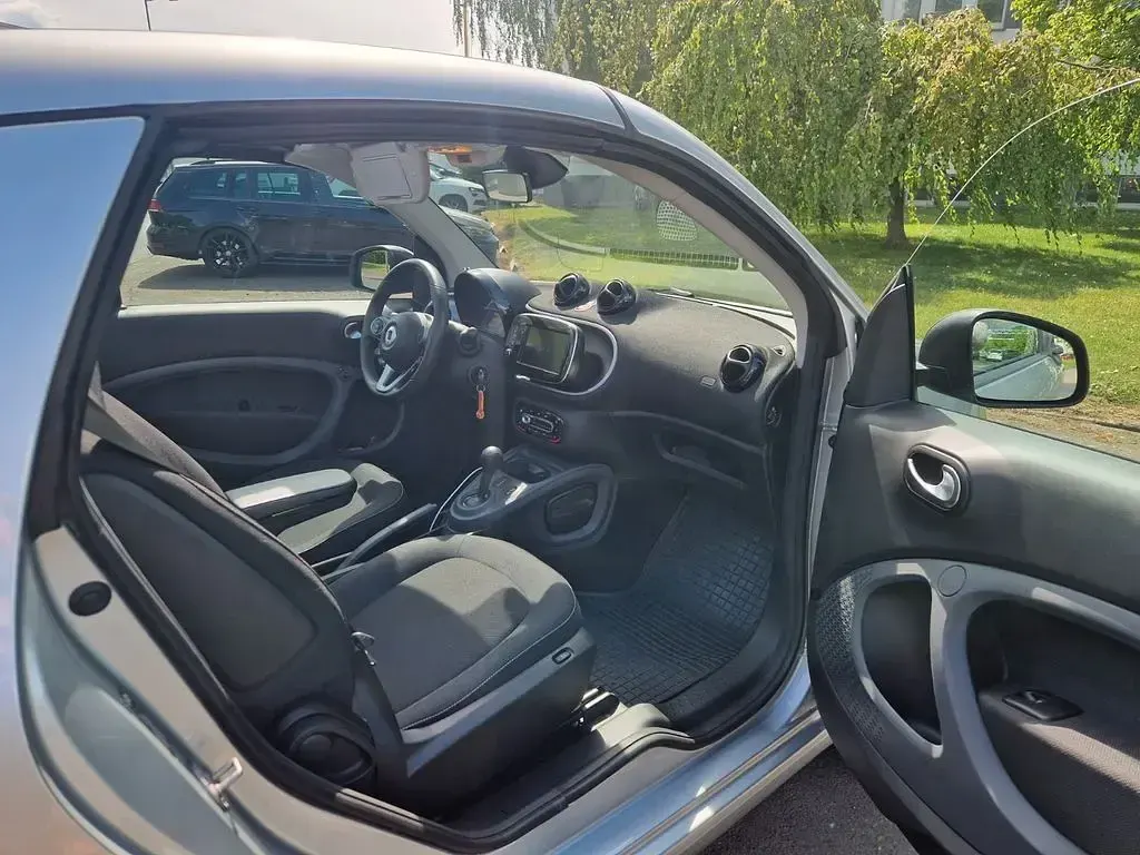 Gebraucht Smart ForTwo Cabrio 90 PS (66 kW) 2018 Silber Cabrio