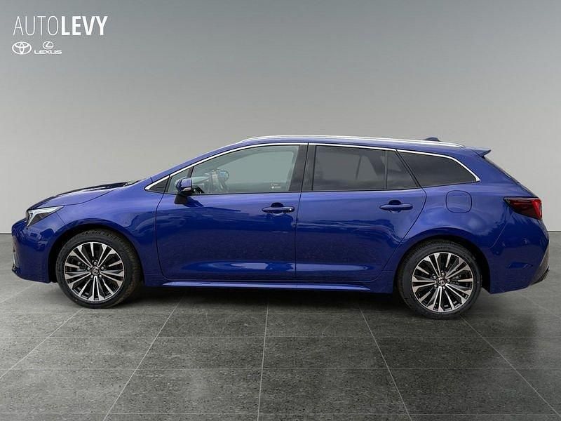 Gebraucht Toyota Corolla 196 PS (144 kW) 2025 Blau Kombi