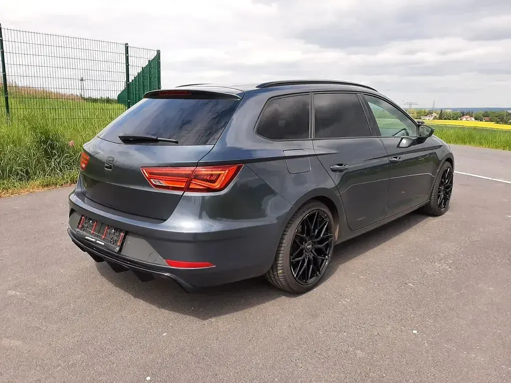 Gebraucht Seat Leon FR 190 PS (139 kW) 2020 Grau Limousine