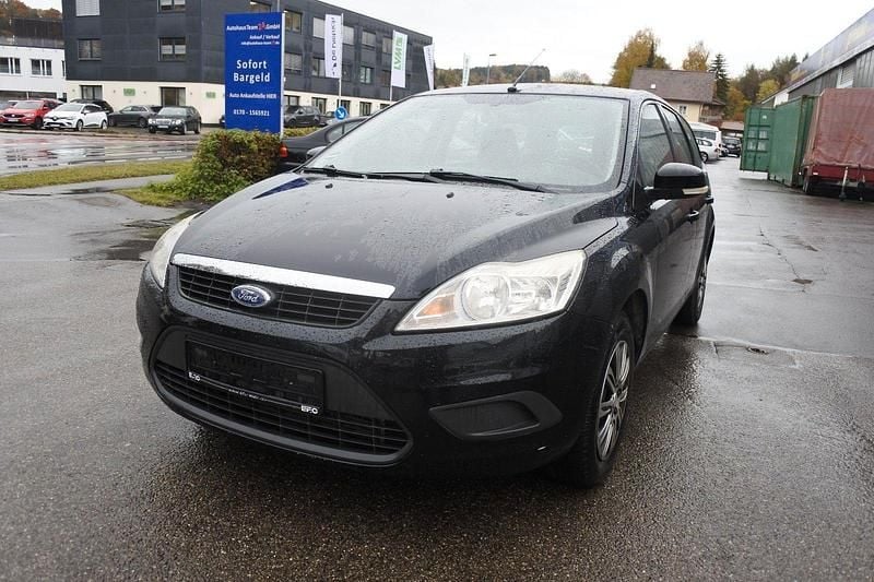 Schwarz Gebraucht 2010 Ford Focus Kombi | 999 € (Superpreis) - Bild 1/4