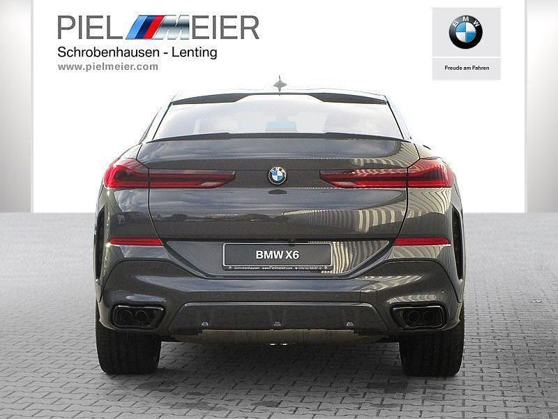Gebraucht BMW X6 M50 Efficient Dynamics 530 PS (389 kW) 2023 Grau SUV