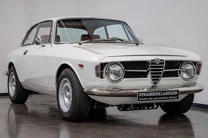 Gebraucht Alfa Romeo GT Junior 131 PS (96 kW) 1969 Weiß Coupé