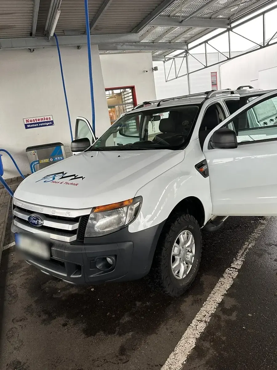 Gebraucht Ford Ranger 190 PS (139 kW) 2014 Weiß Pickup