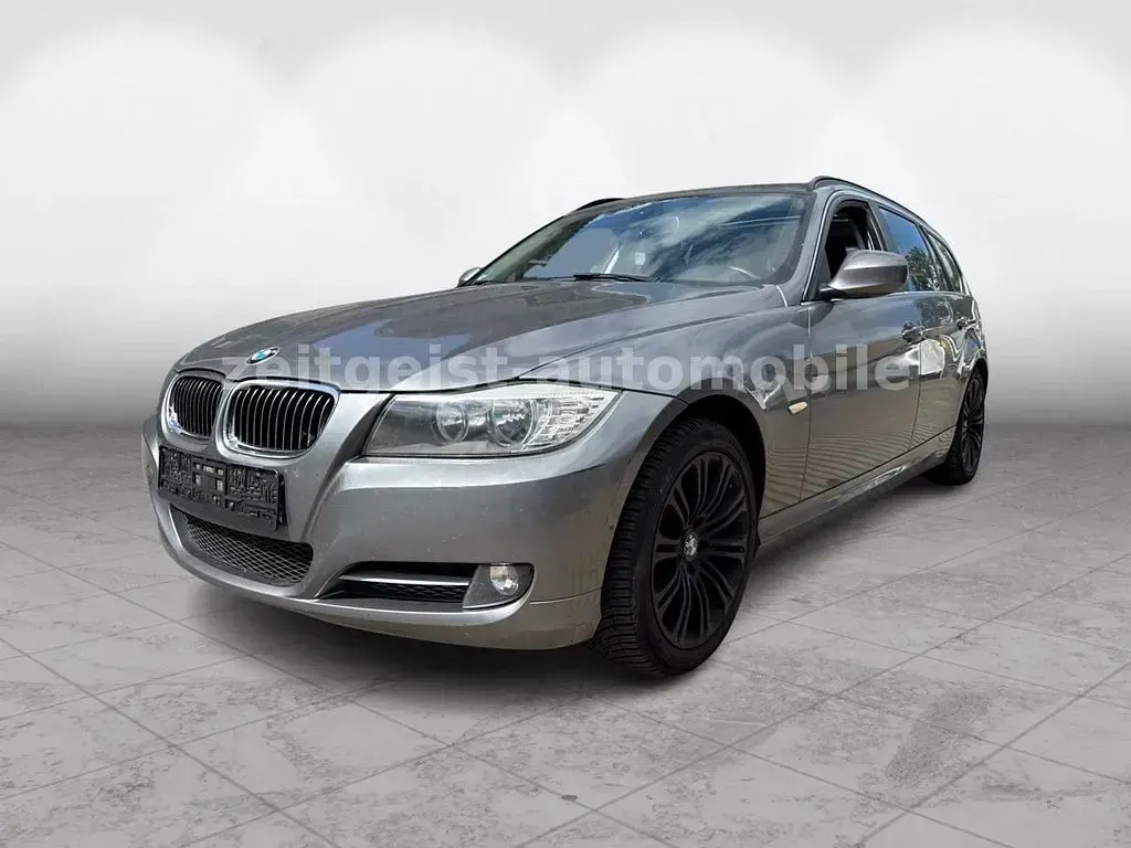 Gebraucht BMW 320 Comfort Edition 184 PS (135 kW) 2012 Grau Limousine