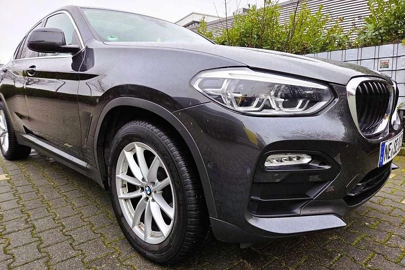 Gebraucht BMW X4 Advantage 190 PS (139 kW) 2018 Grau SUV