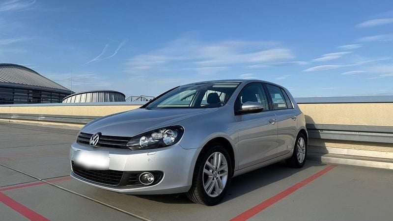 Gebraucht VW Golf VI Highline 122 PS (89 kW) 2011 Silber Kleinwagen