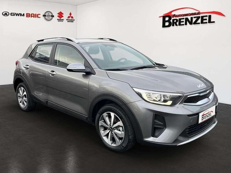 Neu Kia Stonic Vision 101 PS (74 kW) 2025 Astrograu  m7g SUV