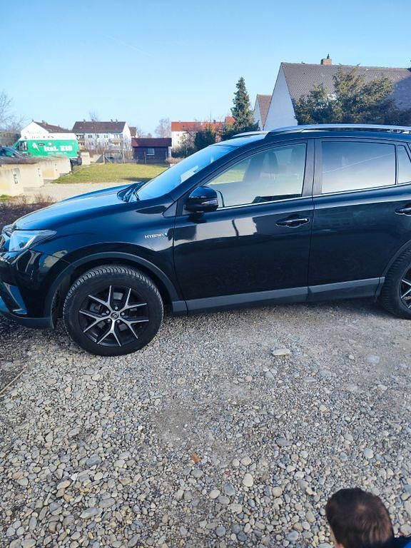 Gebraucht Toyota RAV4 Style 197 PS (144 kW) 2018 Schwarz SUV