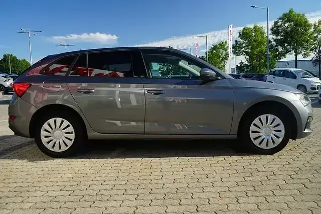 Gebraucht Skoda Scala 150 PS (110 kW) 2023 Grau Kleinwagen