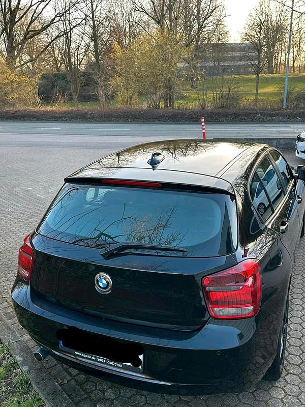 Gebraucht BMW 116 Efficient Dynamics 116 PS (85 kW) 2014 Schwarz Kleinwagen