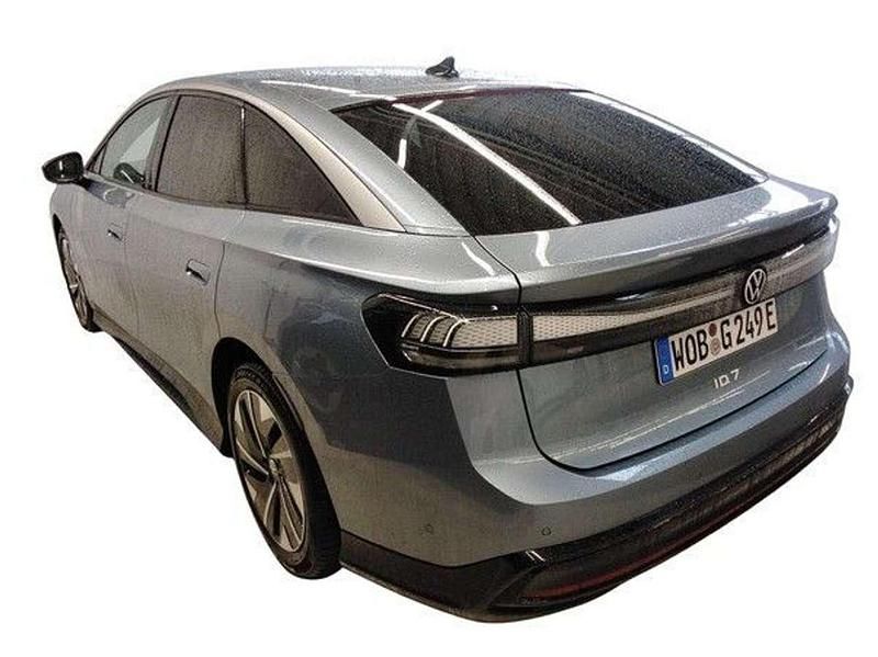 Gebraucht VW ID.7 Pro 210 kW (286 PS) 2025 Stonewashed blue metallic Limousine