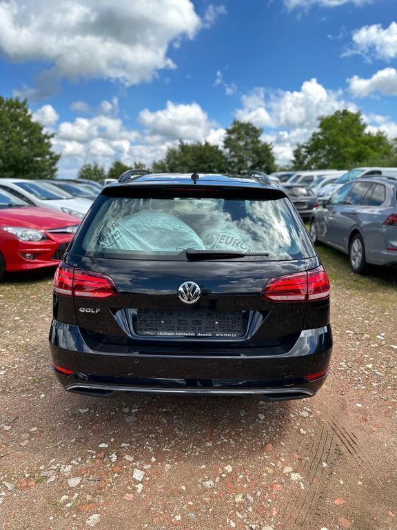 Gebraucht VW Golf VII 116 PS (85 kW) 2019 Schwarz Kombi