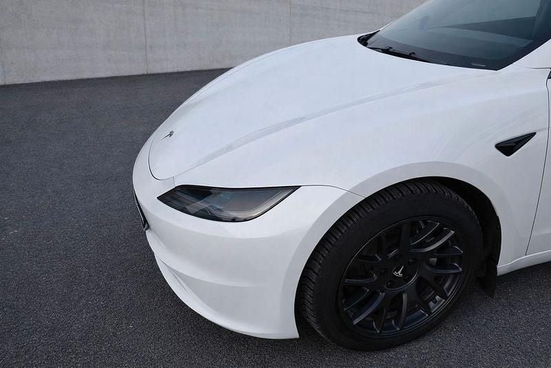 Gebraucht Tesla Model 3 208 kW (283 PS) 2024 Weiß Limousine