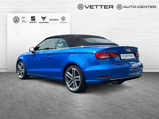 Używany Audi A3 S-Line 116 KM (85 kW) 2018 Niebieski Sedan/Limuzyna