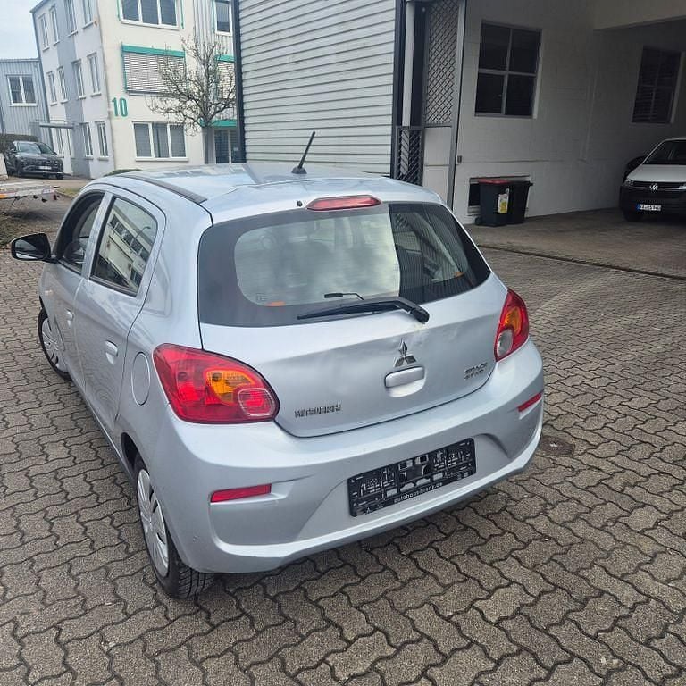 Gebraucht Mitsubishi Space Star Edition 71 PS (52 kW) 2018 Silber Kleinwagen