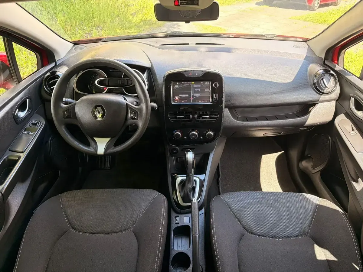 Gebraucht Renault Clio GrandTour Experience 118 PS (86 kW) 2016 Rot Kombi