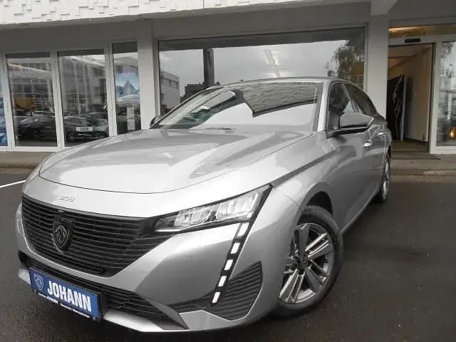 Grau Gebraucht 2025 Peugeot 308 Active Kombi | 32.500 € (Fairer Preis) - Bild 1/4