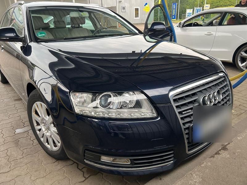 Gebraucht Audi A6 Ambiente 190 PS (139 kW) 2009 Blau Kombi
