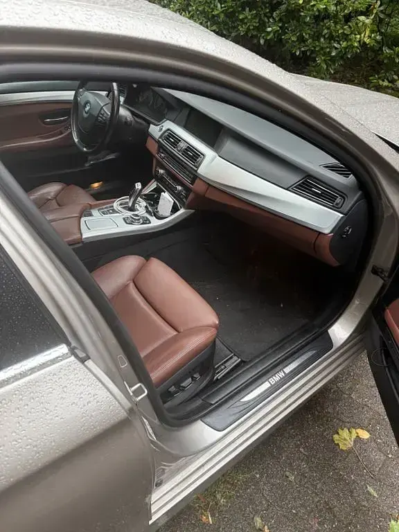 Gebraucht BMW 535 Performance 299 PS (219 kW) 2011 Gold Kombi