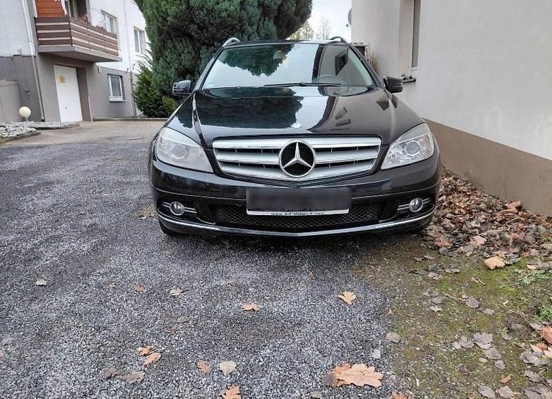 Gebraucht Mercedes C200 136 PS (100 kW) 2009 Schwarz Kombi