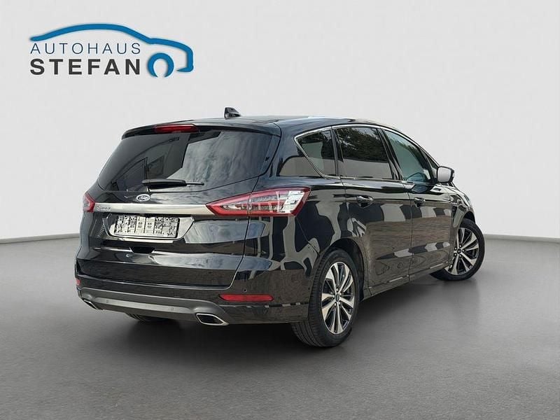 Gebraucht Ford S-MAX Titanium 190 PS (139 kW) 2021 Schwarz Van / Kleinbus