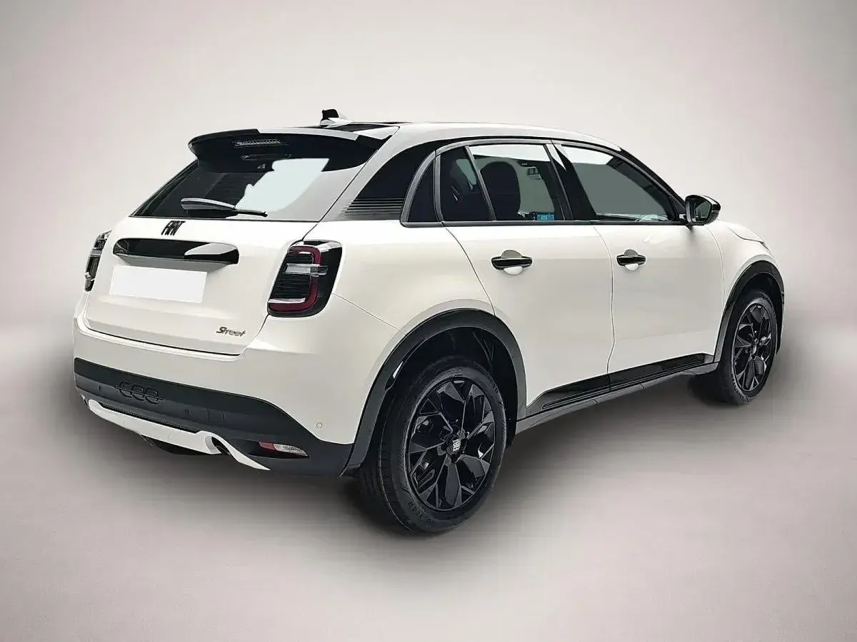 Neu Fiat 600 Street 101 PS (74 kW) 2026 Manufacturer SUV