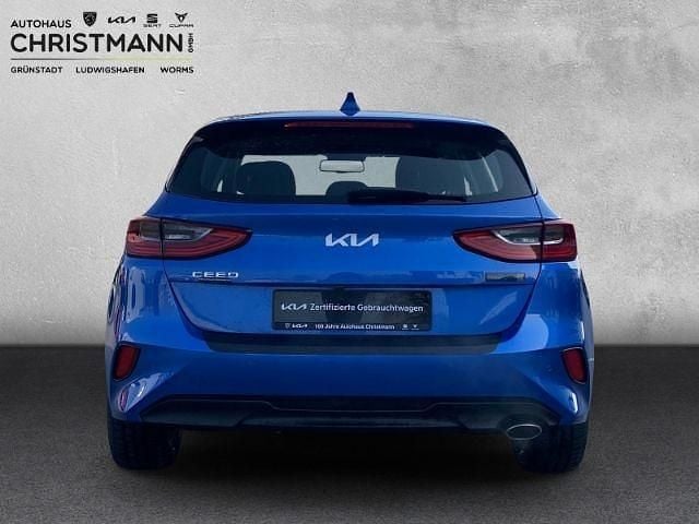 Gebraucht Kia Ceed Vision 120 PS (88 kW) 2022 Blue flame Kleinwagen