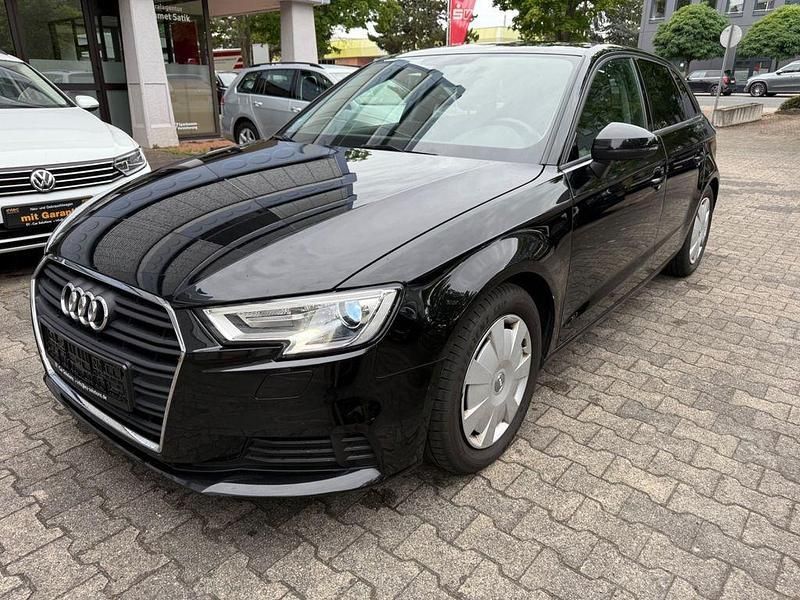 Schwarz Gebraucht 2019 Audi A3 Sportback Performance Limousine | 14.490 € (Fairer Preis) - Bild 1/4