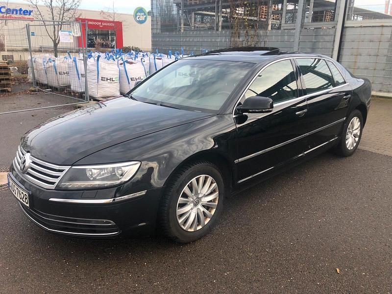 Schwarz Gebraucht 2014 VW Phaeton Limousine | 7.500 € - Bild 1/4
