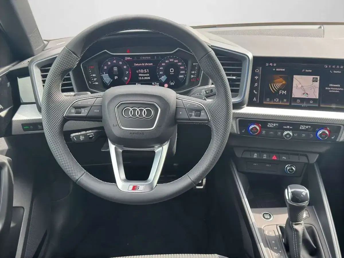 Gebraucht Audi A1 Advanced 150 PS (110 kW) 2026 Pfeilgrau perleffekt (metallic) SUV
