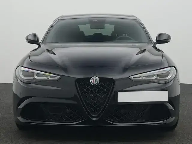 Gebraucht Alfa Romeo Giulia Quadrifoglio 520 PS (382 kW) 2023 Schwarz Limousine