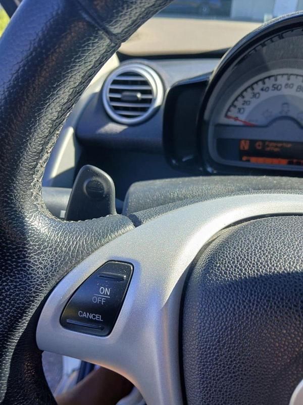 Gebraucht Smart ForTwo Coupé 84 PS (61 kW) 2011 Weiß Coupé