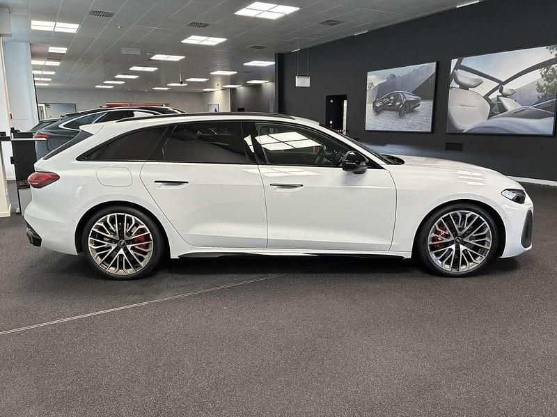 Gebraucht Audi S5 Edition .1 367 PS (269 kW) 2024 Schwarz Kombi