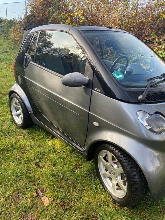 Grau Gebraucht 2006 Smart ForTwo Cabrio Pulse Cabrio | 3.999 € (Etwas zu teuer) - Bild 1/4